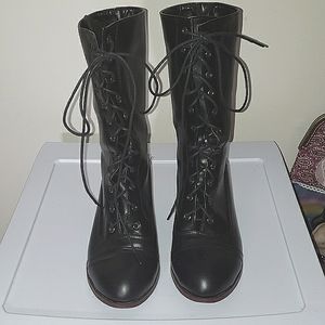 Black victorian/steampunk/goth ankle boots lace up, vegan leather, size 39